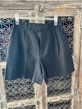 GAP Black Linen Pleated Dress Shorts